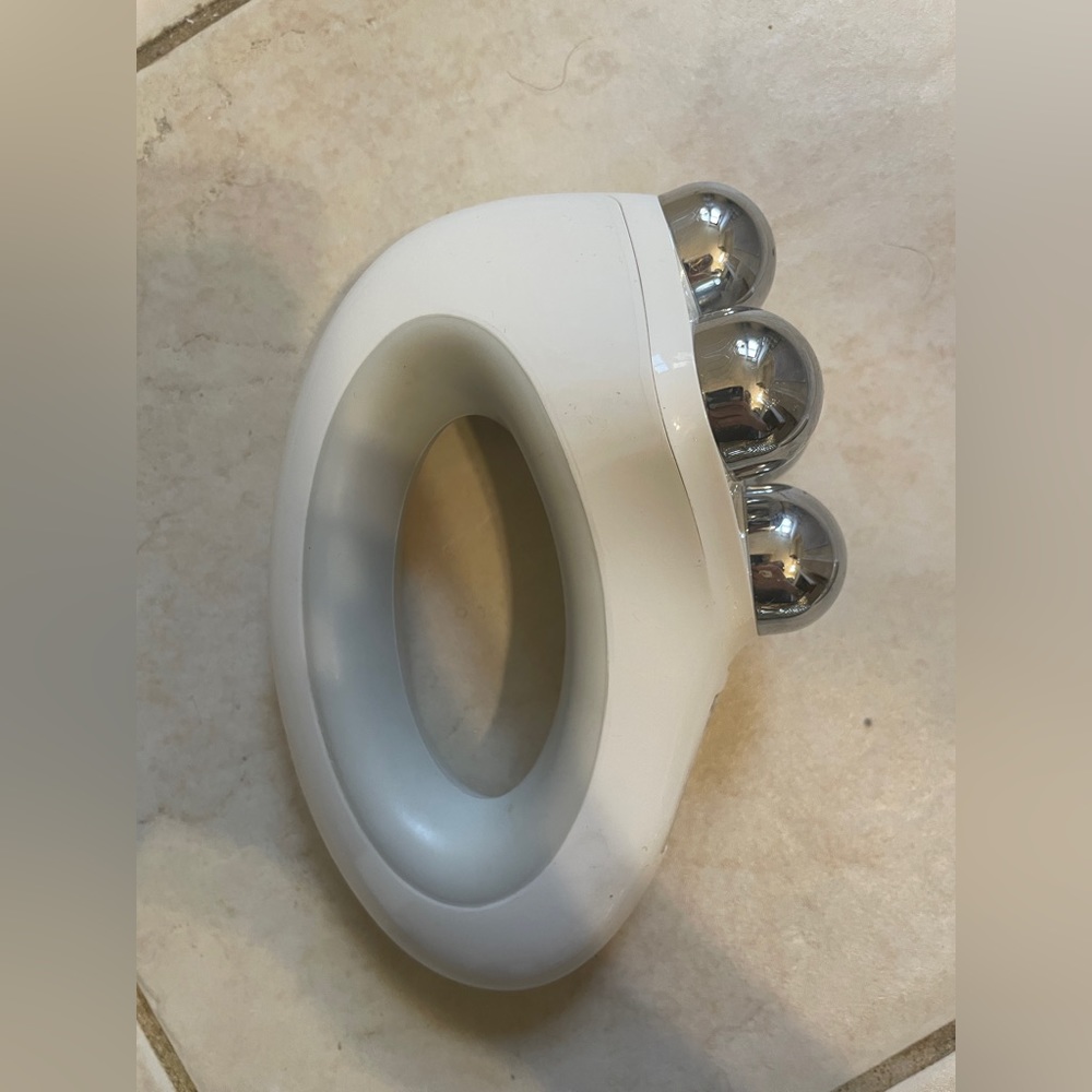 NuFACE NuBody Device